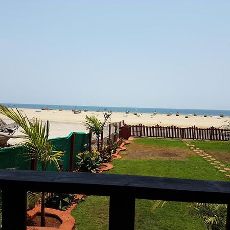 Vengurla Klub Khavana- The Exclusive Beachfront Resort מראה חיצוני תמונה