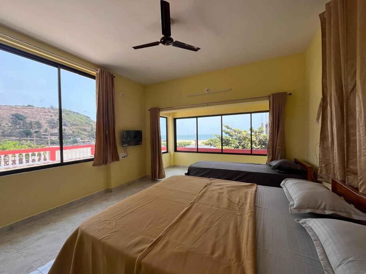 Vengurla Klub Khavana- The Exclusive Beachfront Resort מראה חיצוני תמונה
