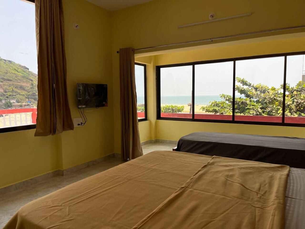 Vengurla Klub Khavana- The Exclusive Beachfront Resort מראה חיצוני תמונה