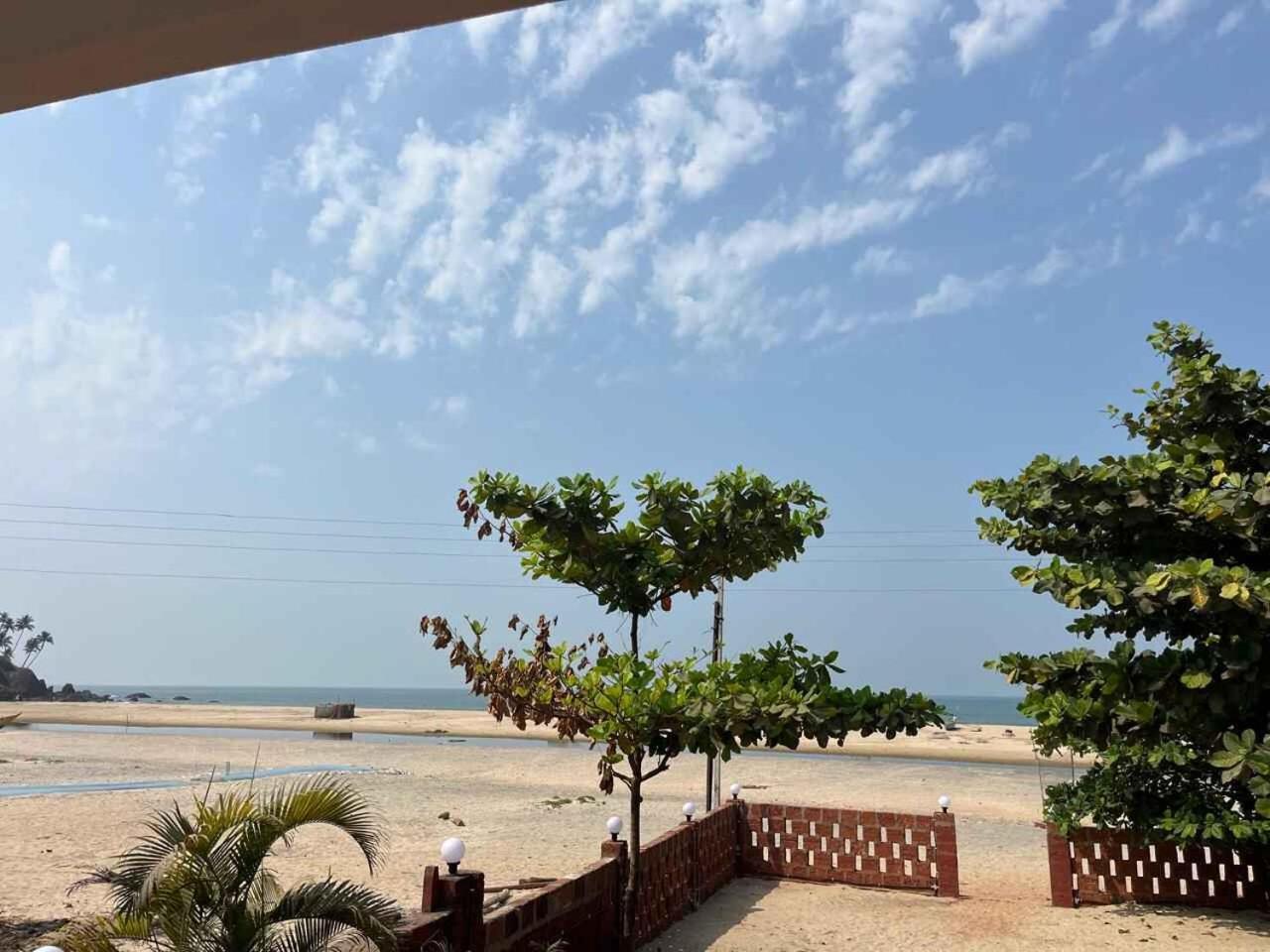 Vengurla Klub Khavana- The Exclusive Beachfront Resort מראה חיצוני תמונה