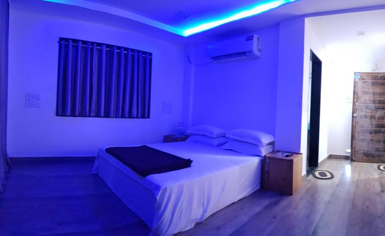 Vengurla Klub Khavana- The Exclusive Beachfront Resort מראה חיצוני תמונה
